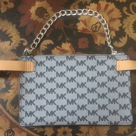 New! Michael Kors Signature Gray Logo Belt Purse With Silver Chain Pull - Picture 5 of 16